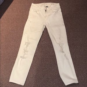 American eagle white jeans